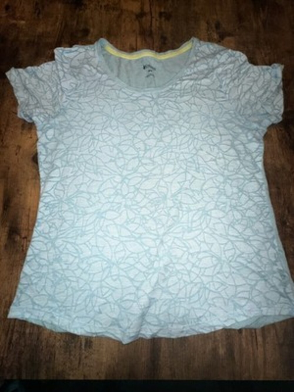 Columbia Sportswear Women's Light Blue Patterned Short Sleeve T-Shirt